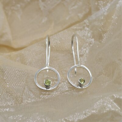 Oorbellen rondo peridoot groen